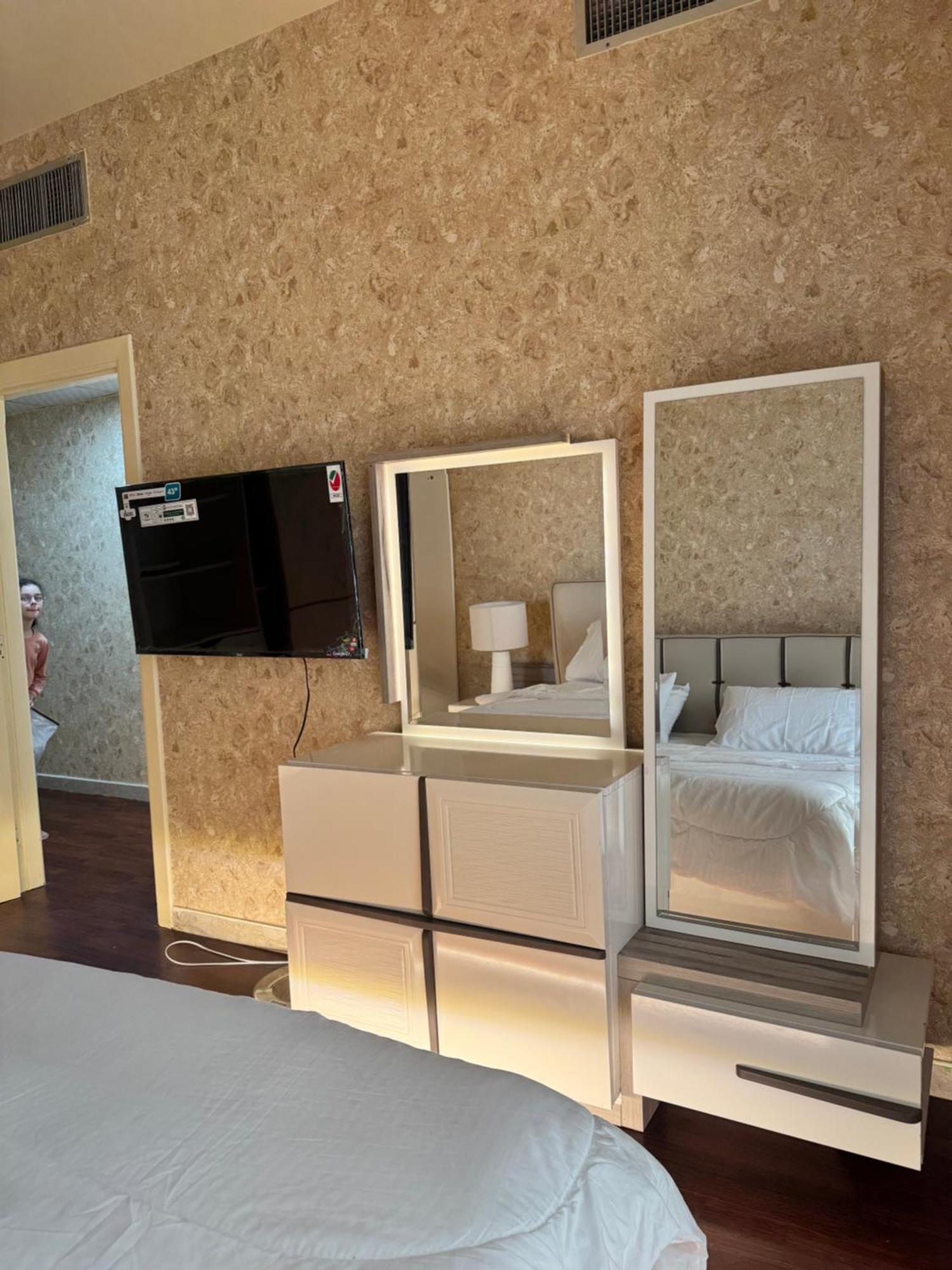 Apartment Meera 2 Bedrooms Abu Dhabi
